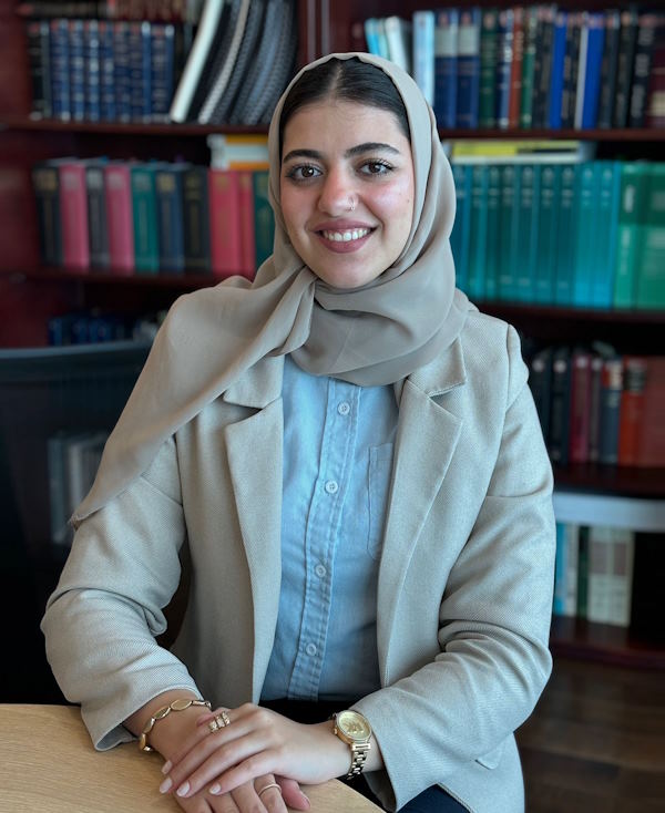 Zainab Albzour